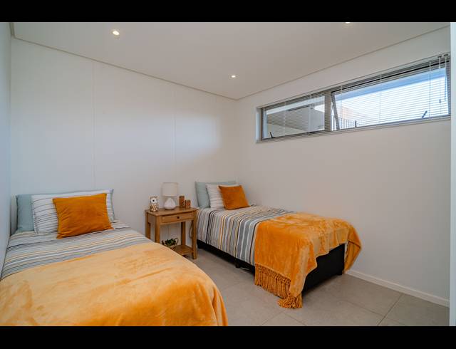 2 BEDROOM APARTMENT TO LET IN SIBAYA PRECINCT